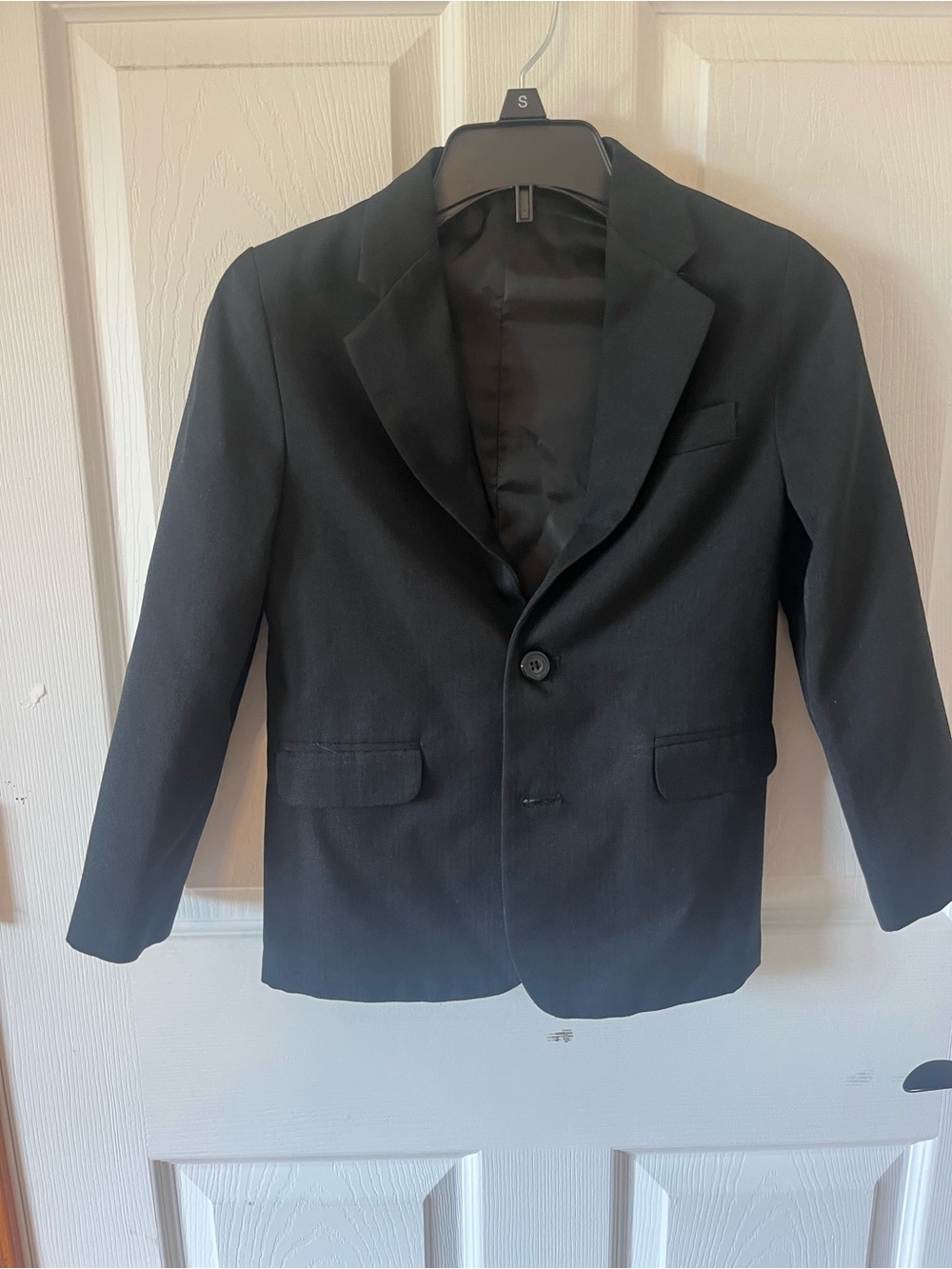 Boy’s Black Single-Breasted Blazer